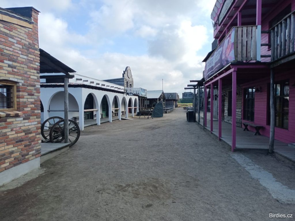 kemp Hvidbjerg Strand Feriepark - westernové městečko