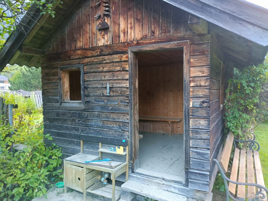 Camping Stubai - domeček na dětském hřišti