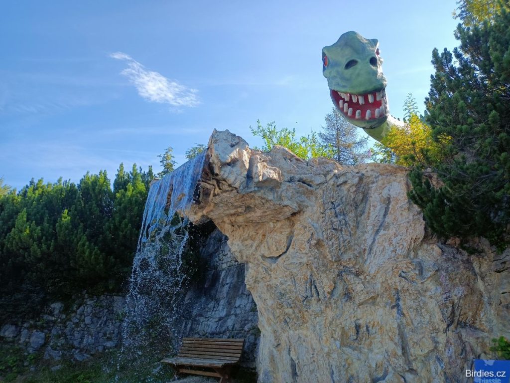 Triassic Park - hřiště s vodopádem